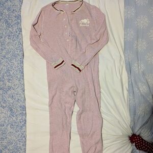 Roots girls XL waffle onesie